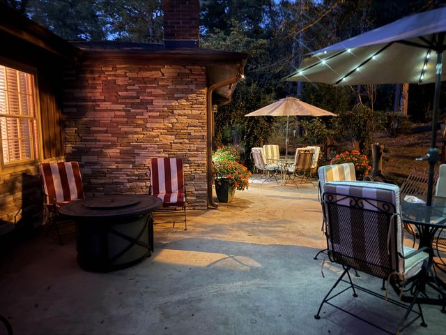 6370 Parris Bridge Road, Chesnee, SC 29323