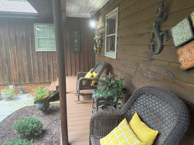 6370 Parris Bridge Road, Chesnee, SC 29323