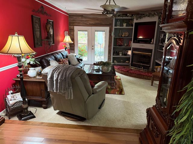 6370 Parris Bridge Road, Chesnee, SC 29323