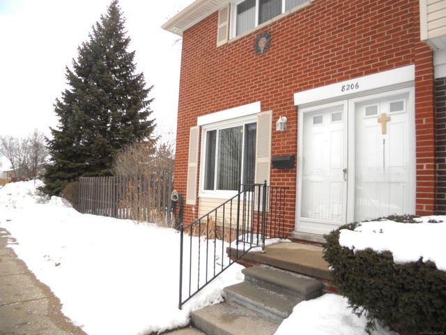 8206 FARNUM Avenue, Warren, MI 48093