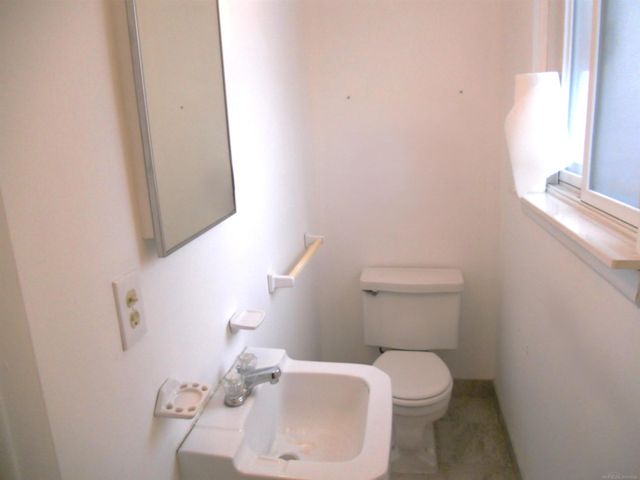 8206 FARNUM Avenue, Warren, MI 48093