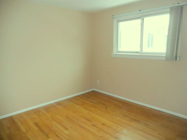 8206 FARNUM Avenue, Warren, MI 48093