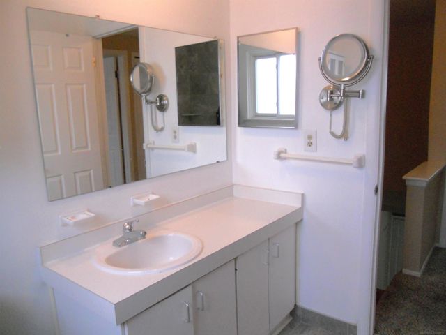 8206 FARNUM Avenue, Warren, MI 48093