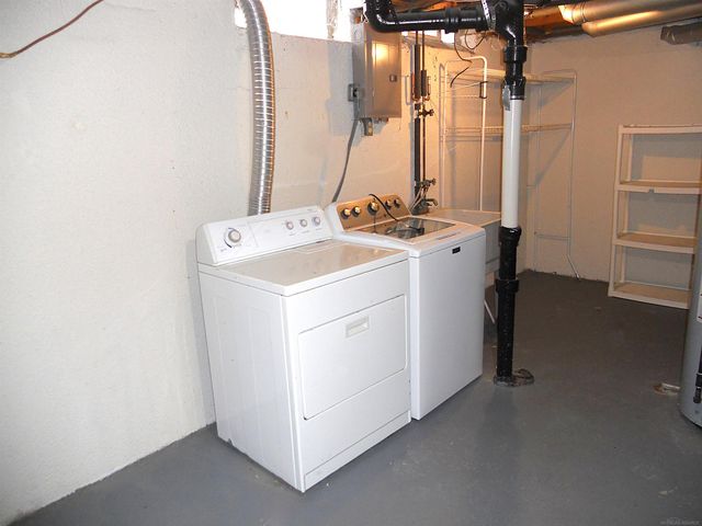 8206 FARNUM Avenue, Warren, MI 48093