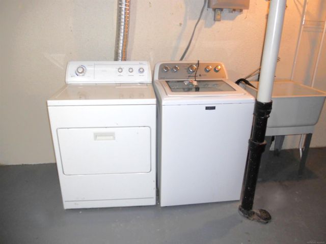 8206 FARNUM Avenue, Warren, MI 48093