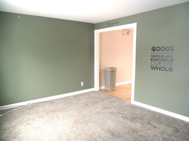 8206 FARNUM Avenue, Warren, MI 48093