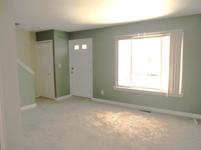 8206 FARNUM Avenue, Warren, MI 48093