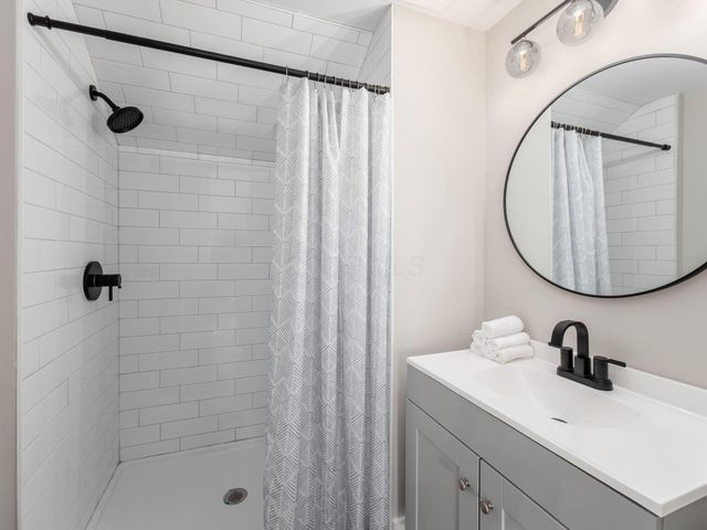 8165 Lucas Road, Plain City, OH 43064