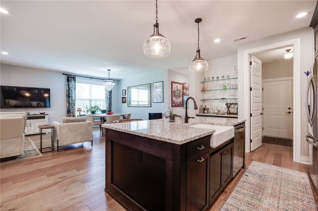 1437 Spanish Moss Way, Dayton, OH 45458
