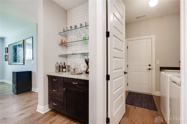 1437 Spanish Moss Way, Dayton, OH 45458
