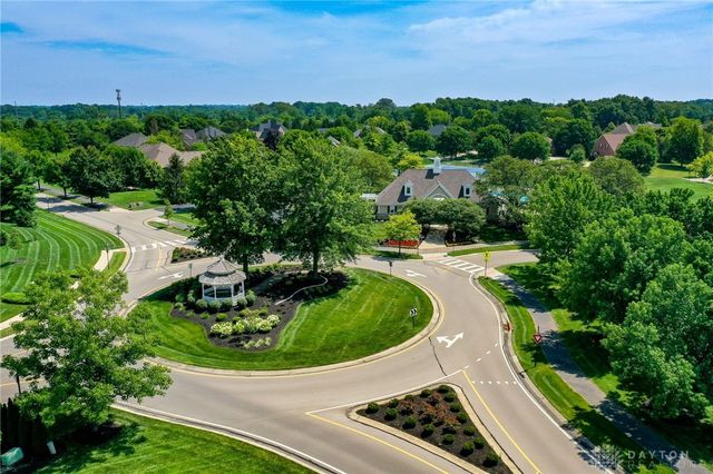 1437 Spanish Moss Way, Dayton, OH 45458