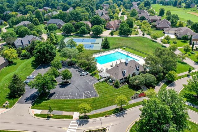 1437 Spanish Moss Way, Dayton, OH 45458