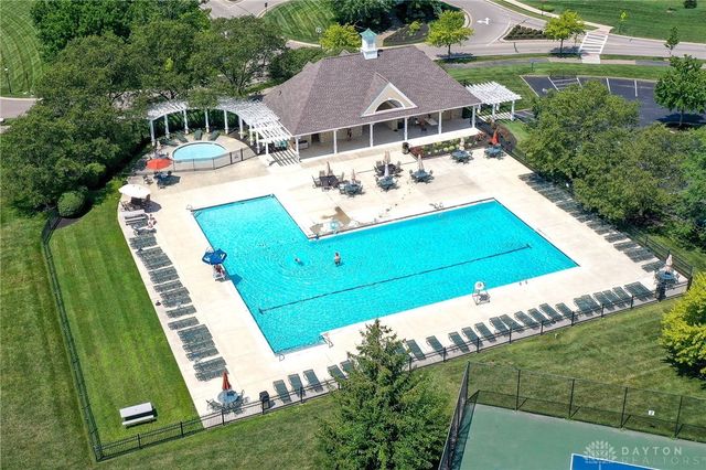 1437 Spanish Moss Way, Dayton, OH 45458