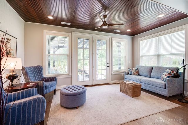 1437 Spanish Moss Way, Dayton, OH 45458