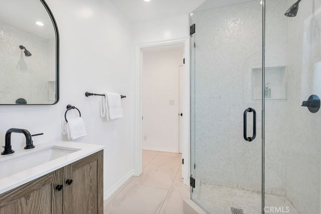 30 Stagecoach Road, Bell Canyon, CA 91307