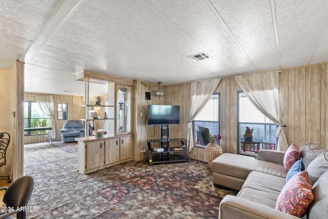 201 S GREENFIELD Road 84, Mesa, AZ 85206