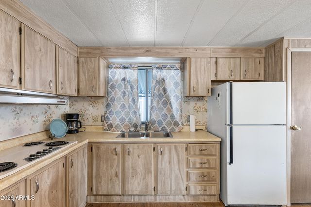 201 S GREENFIELD Road 84, Mesa, AZ 85206