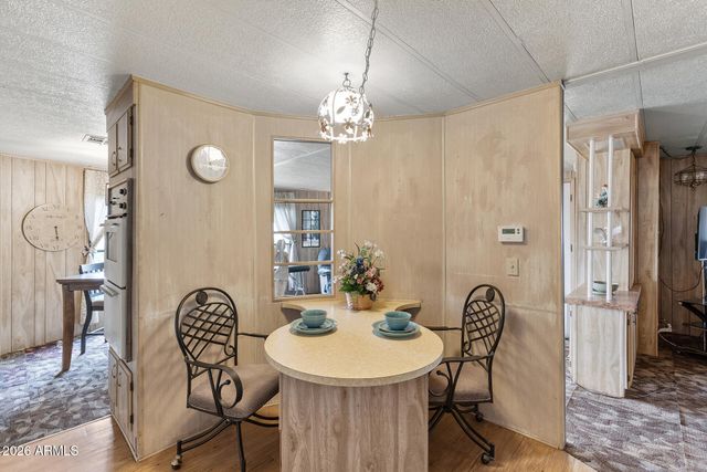 201 S GREENFIELD Road 84, Mesa, AZ 85206