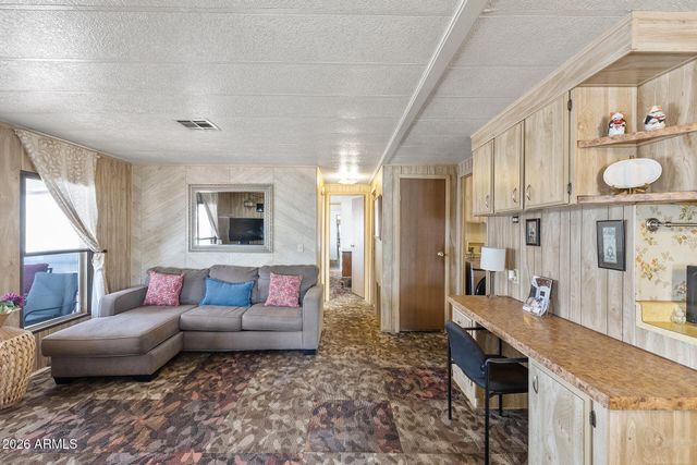 201 S GREENFIELD Road 84, Mesa, AZ 85206