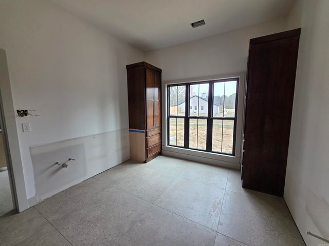 66 Friendship Road, Conway, AR 72032