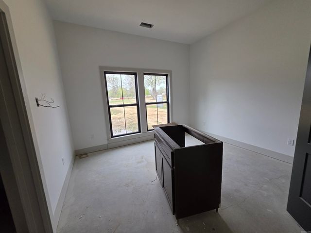 66 Friendship Road, Conway, AR 72032