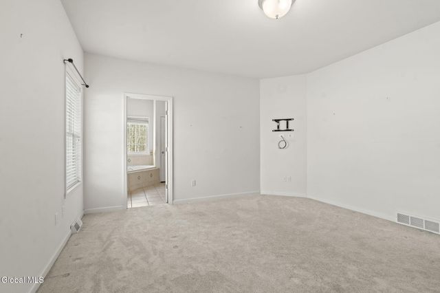 47 Oakmont Street, Niskayuna, NY 12309