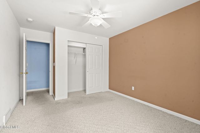 47 Oakmont Street, Niskayuna, NY 12309