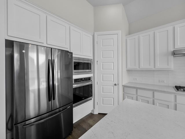 7020 Trailhead Street, Little Elm, TX 76227