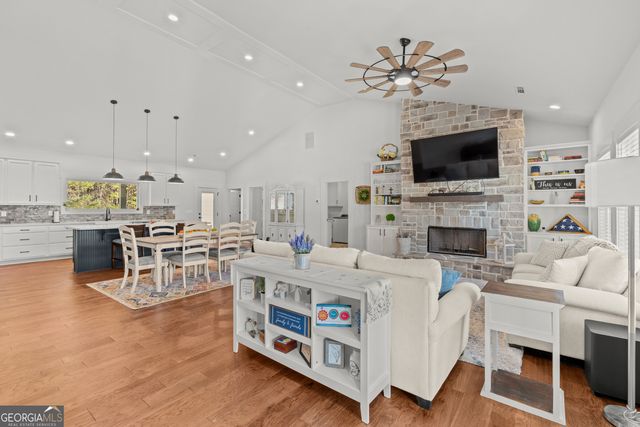 688 Central High Road, Carrollton, GA 30116