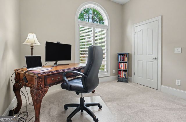 117 Crown Court, Peachtree City, GA 30269