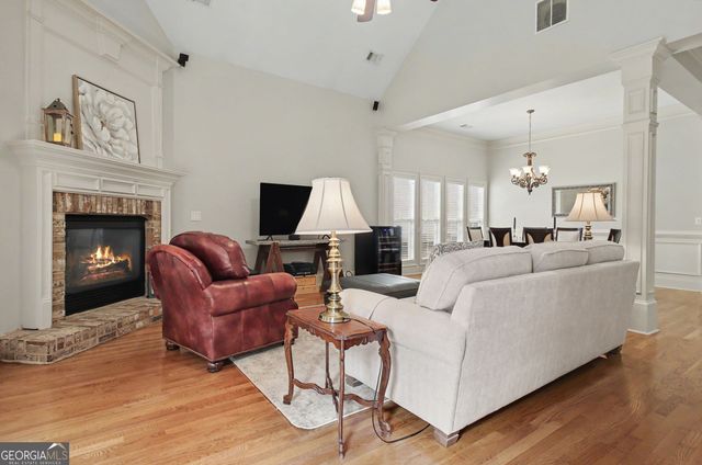 117 Crown Court, Peachtree City, GA 30269