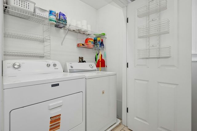 171 Whitins Rd, Sutton, MA 01590