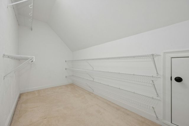 171 Whitins Rd, Sutton, MA 01590