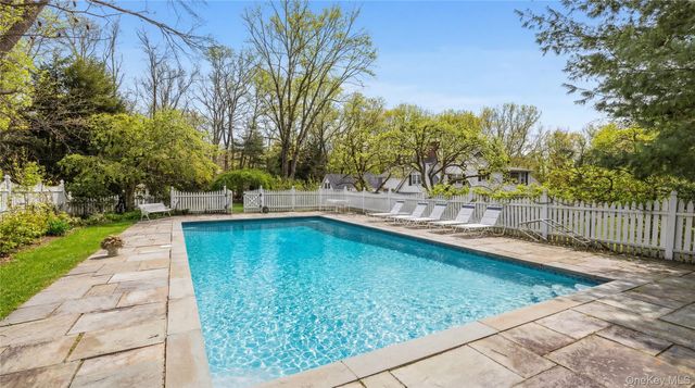 8 Nancys Lane, Pound Ridge, NY 10576