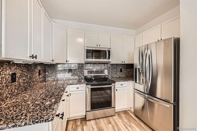 9079 E Panorama Circle 419, Englewood, CO 80112