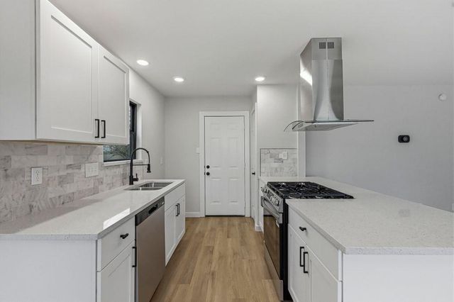 3409 Dunliegh DR, Austin, TX 78745