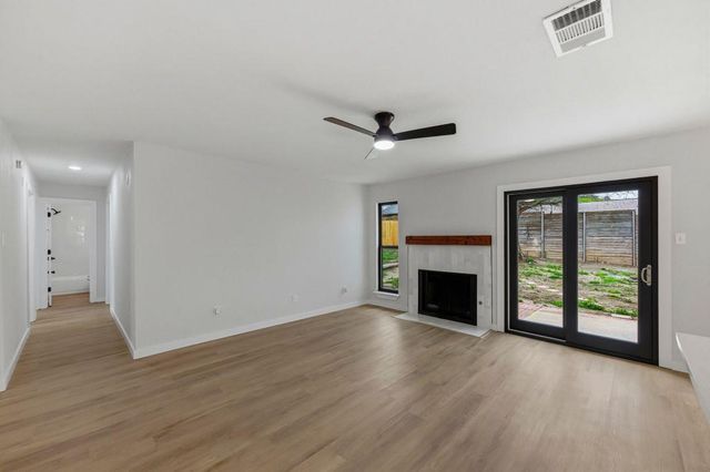 3409 Dunliegh DR, Austin, TX 78745