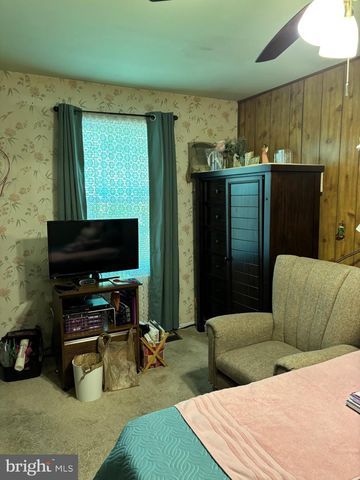 7163 MARBURY CT, District Heights, MD 20747
