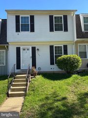 7163 MARBURY CT, District Heights, MD 20747