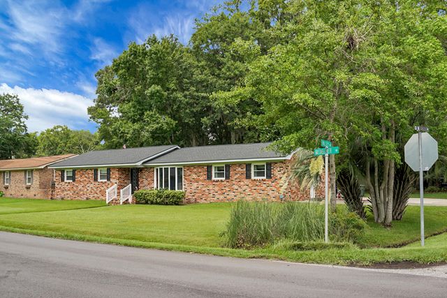 1254 Redeemer Drive, Hanahan, SC 29410