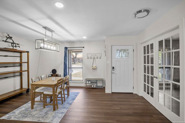 6275 Ridgebrook, San Antonio, TX 78250