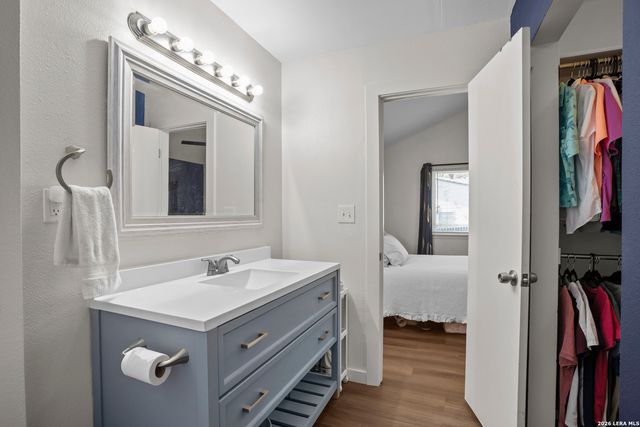 6275 Ridgebrook, San Antonio, TX 78250