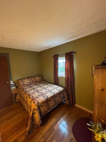 1447 Spring Valley Circle, Huntington, WV 25704