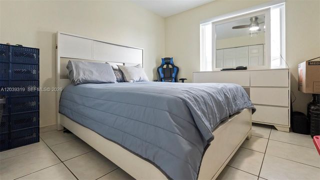 7548 NW 173rd Ter, Hialeah, FL 33015
