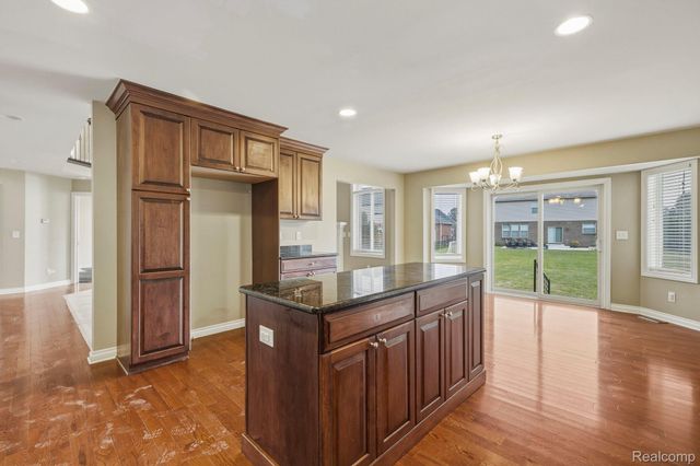 39710 W Offshore Drive, Harrison Charter Township, MI 48045