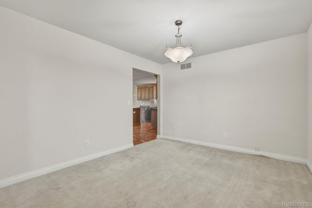 39710 W Offshore Drive, Harrison Charter Township, MI 48045