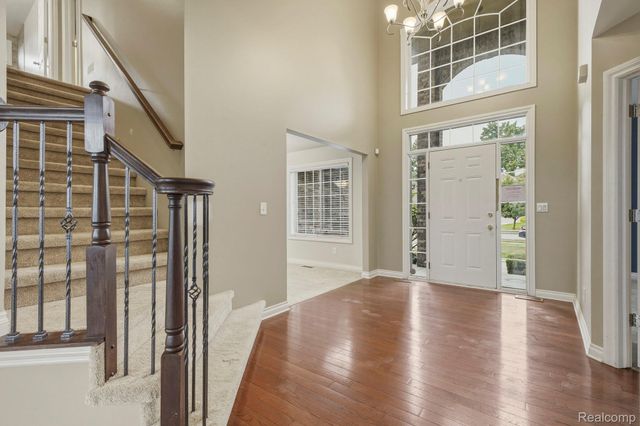 39710 W Offshore Drive, Harrison Charter Township, MI 48045