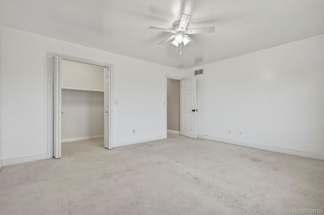 39710 W Offshore Drive, Harrison Charter Township, MI 48045