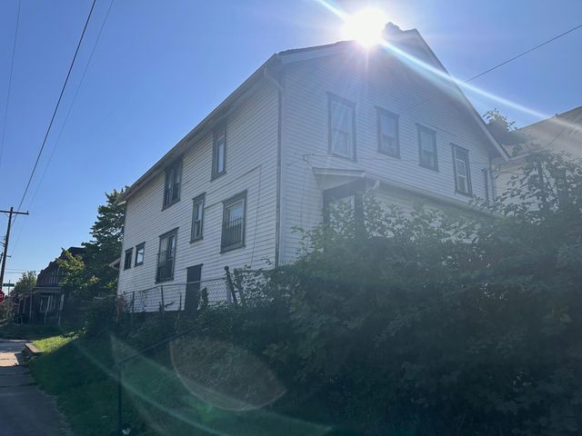 1045 Wilson Avenue, Columbus, OH 43206