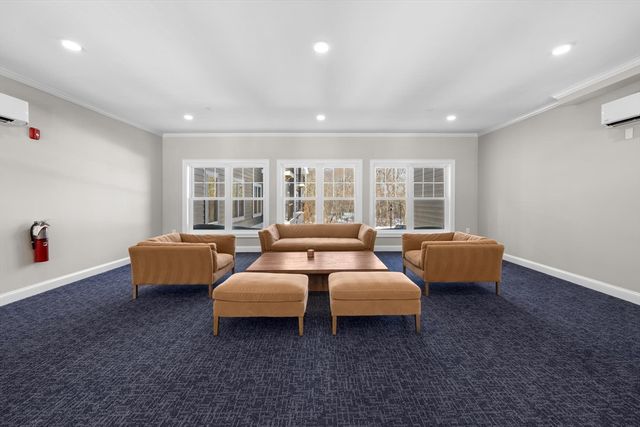 485 Blue Hills Parkway 39, Milton, MA 02186